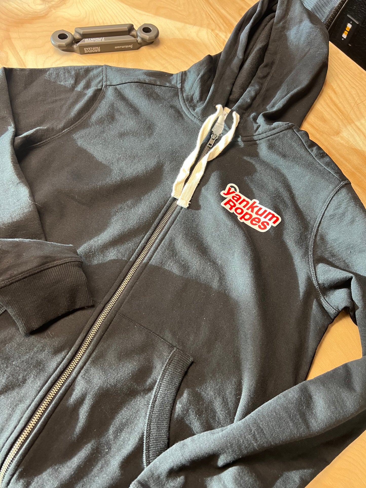 Yankum Zip-Up